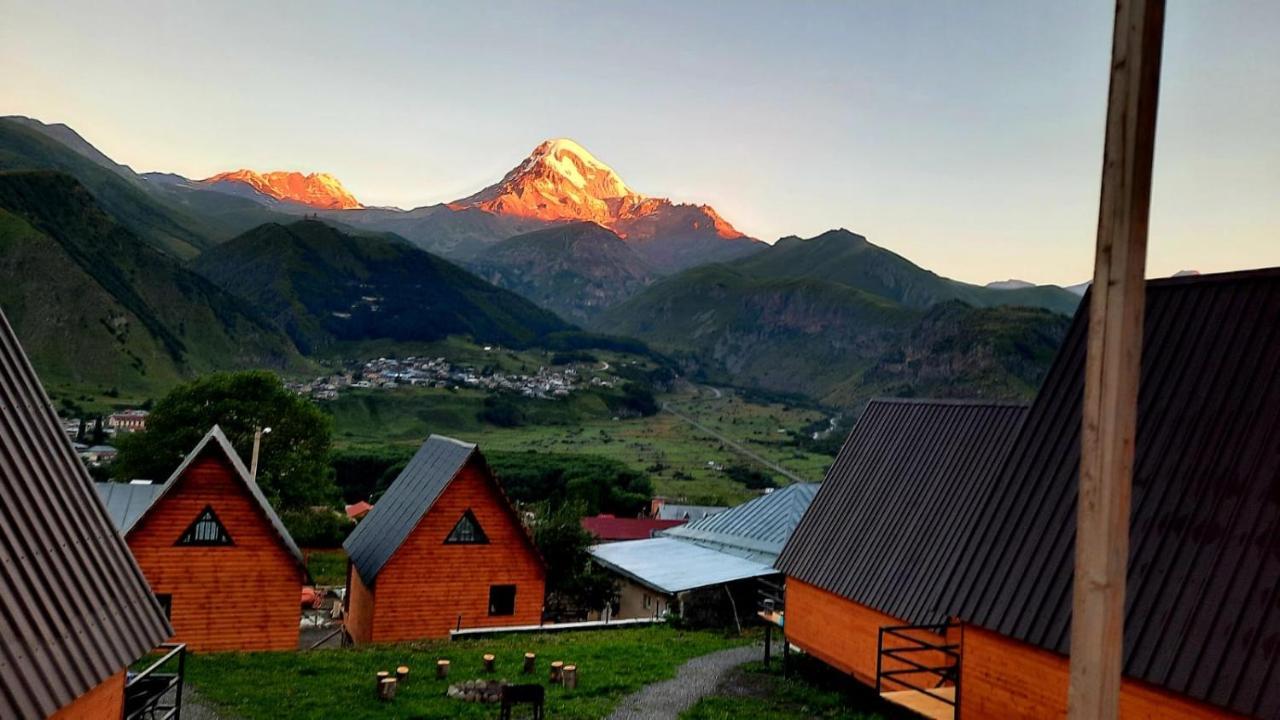 Guesthouse Elli & Cottages Kazbegi Εξωτερικό φωτογραφία