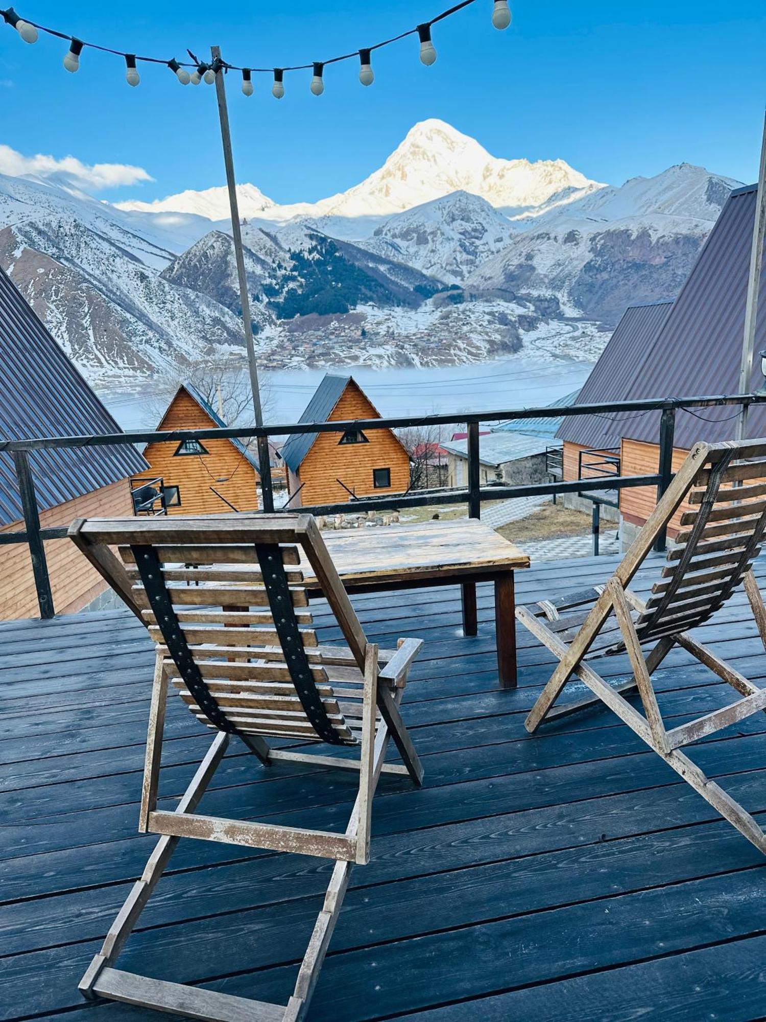 Guesthouse Elli & Cottages Kazbegi Εξωτερικό φωτογραφία